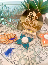 Load image into Gallery viewer, Ganesh Happy Diwali Mirrored Sign