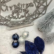 Load image into Gallery viewer, Geometric Christmas at the Family Sign