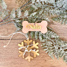 Load image into Gallery viewer, Personalised Snowflake Bauble
